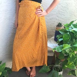 Yellow skirt